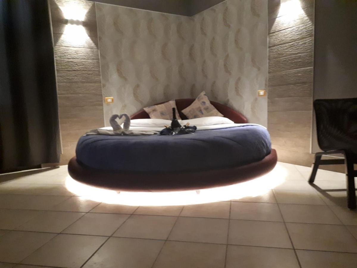 Thaire Resort Castel Volturno Ngoại thất bức ảnh