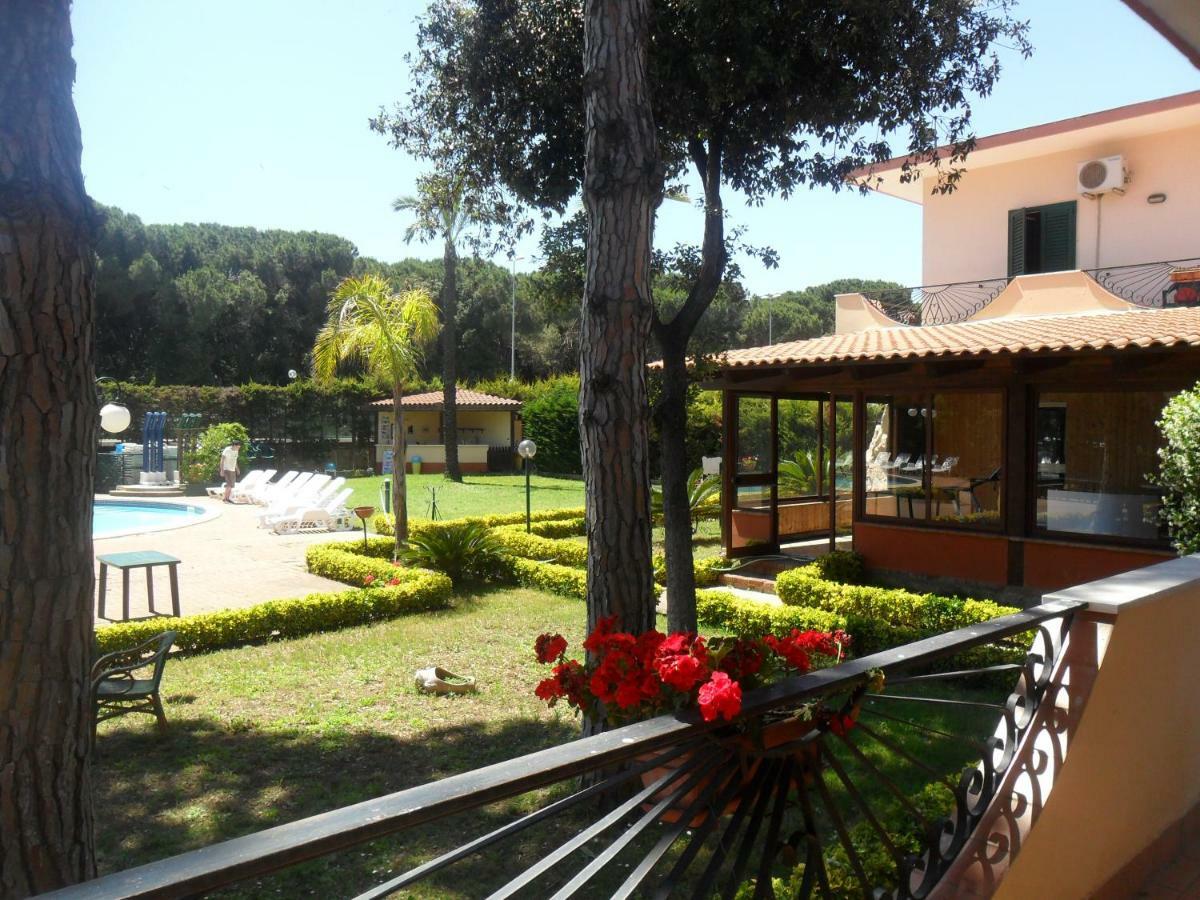 Thaire Resort Castel Volturno Ngoại thất bức ảnh