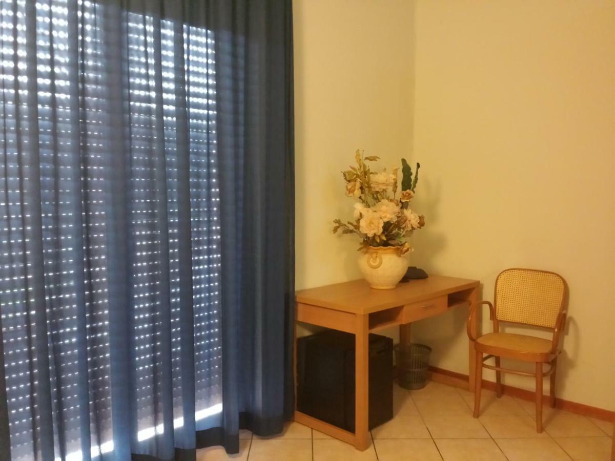 Thaire Resort Castel Volturno Ngoại thất bức ảnh