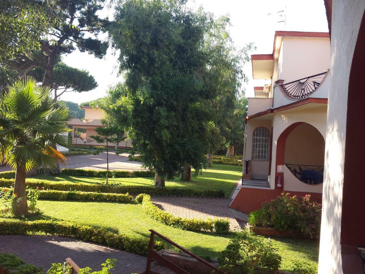 Thaire Resort Castel Volturno Ngoại thất bức ảnh